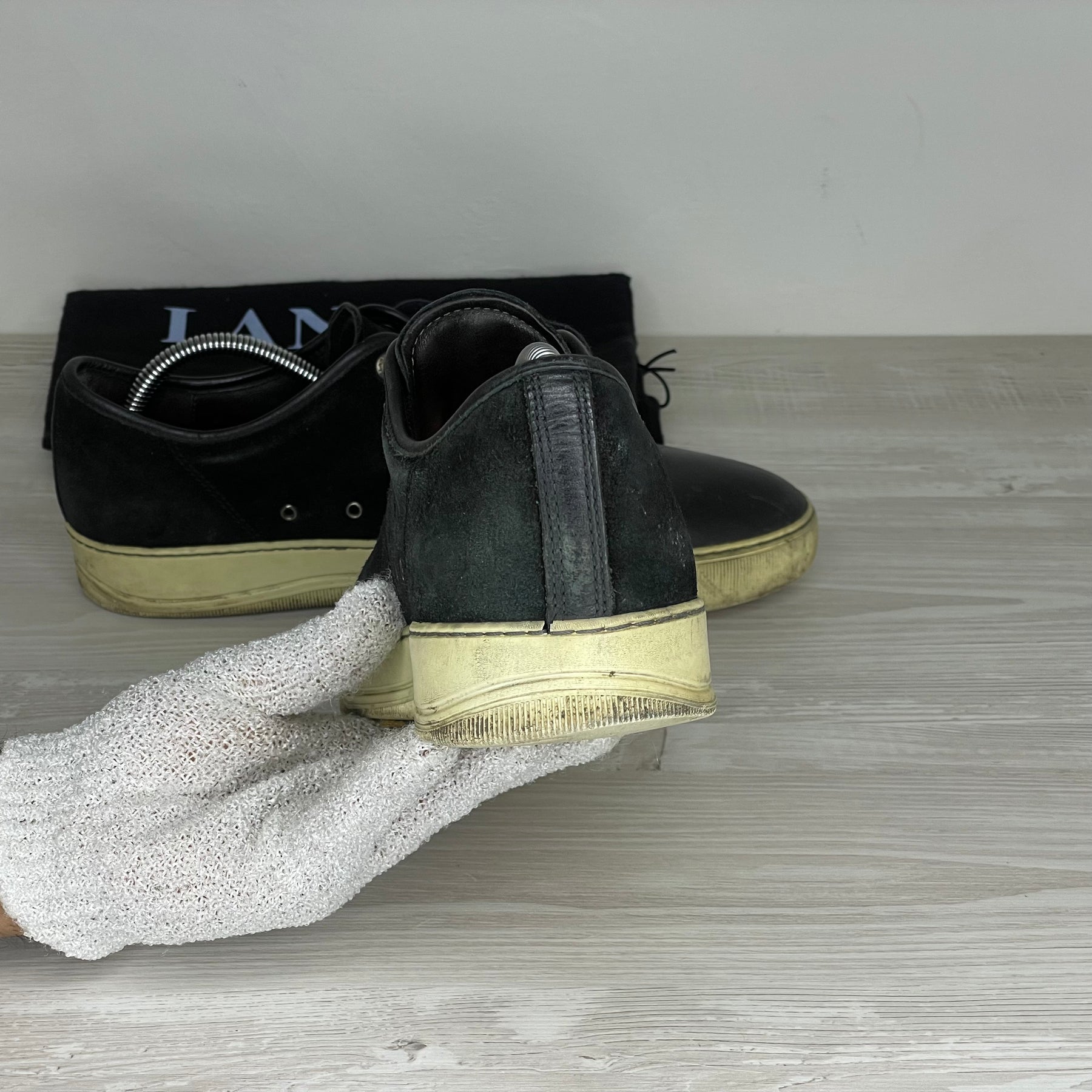 Lanvin Sneakers, 'Sort Ruskind' Mat Toe (42) 🧦