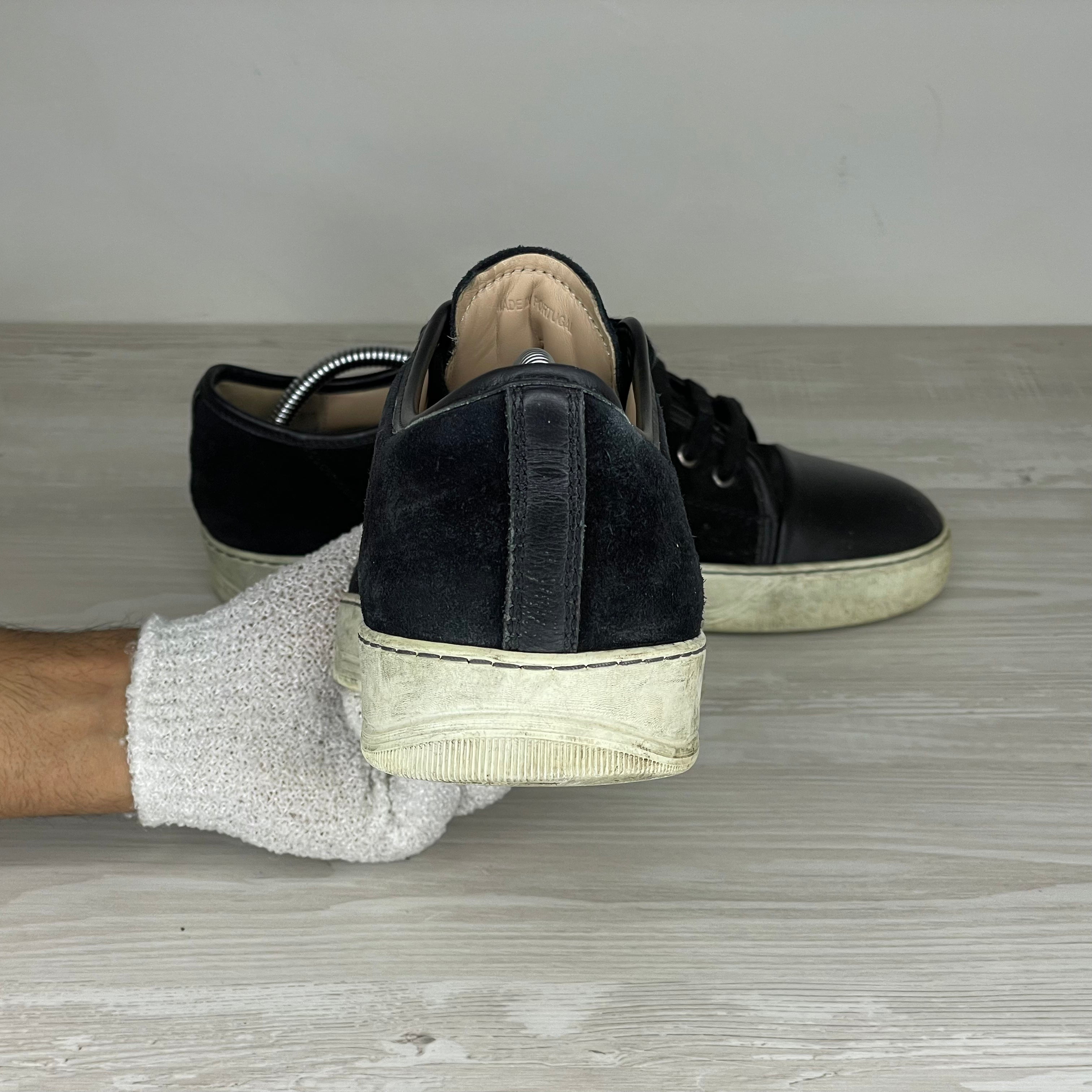 Lanvin Sneakers, 'Sort Ruskind' Mat Toe (41) 🫣