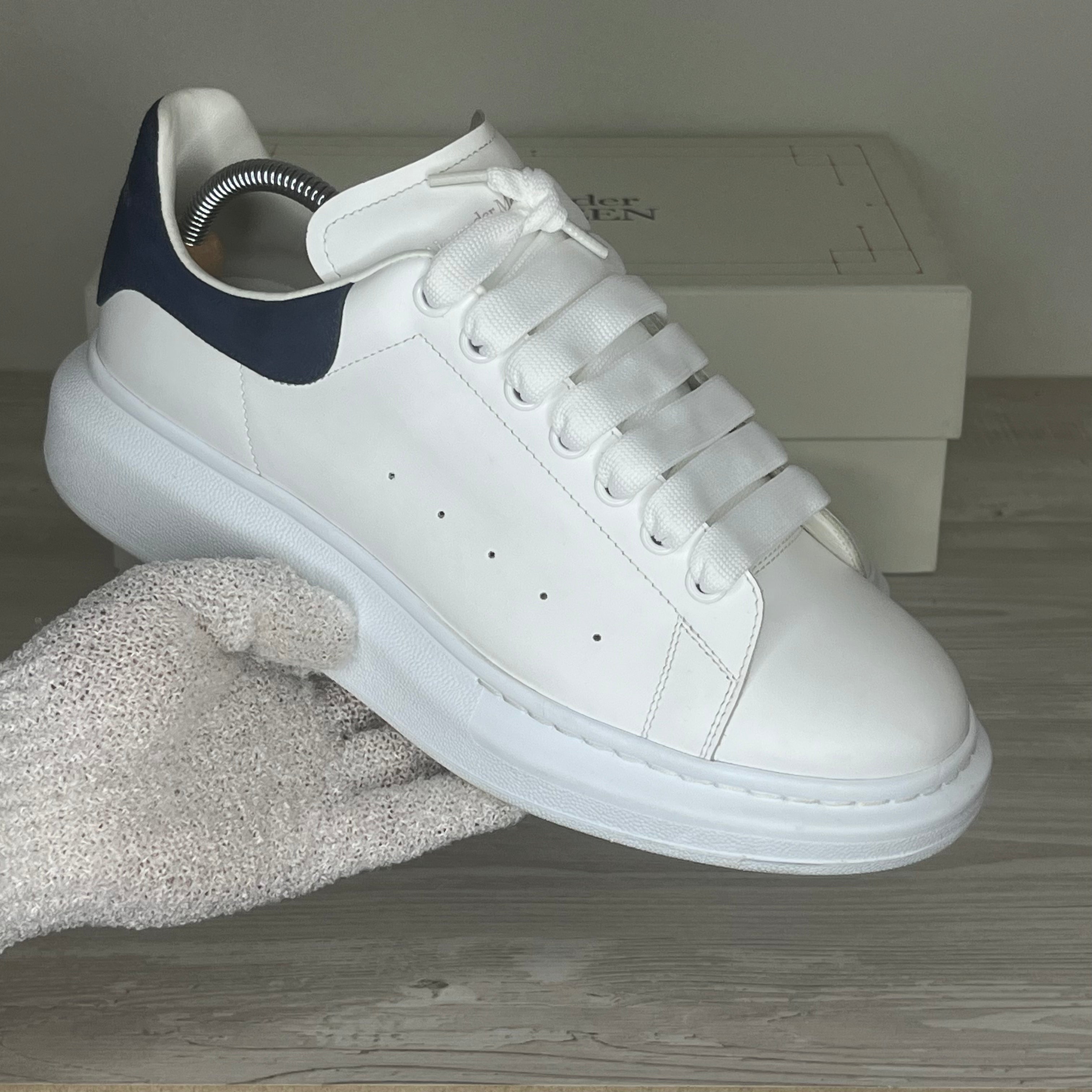 Alexander McQueen Sneakers, 'Hvid Læder' Oversized (43) ⚪️