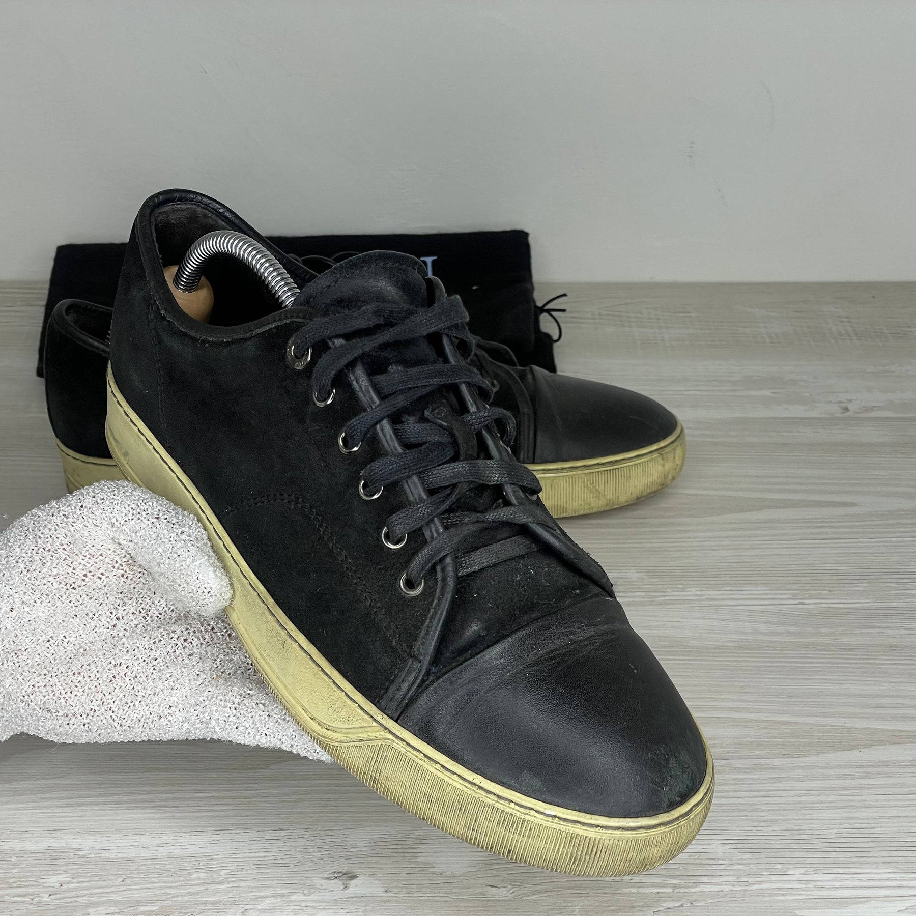 Lanvin Sneakers, 'Sort Ruskind' Mat Toe (42) 🧦