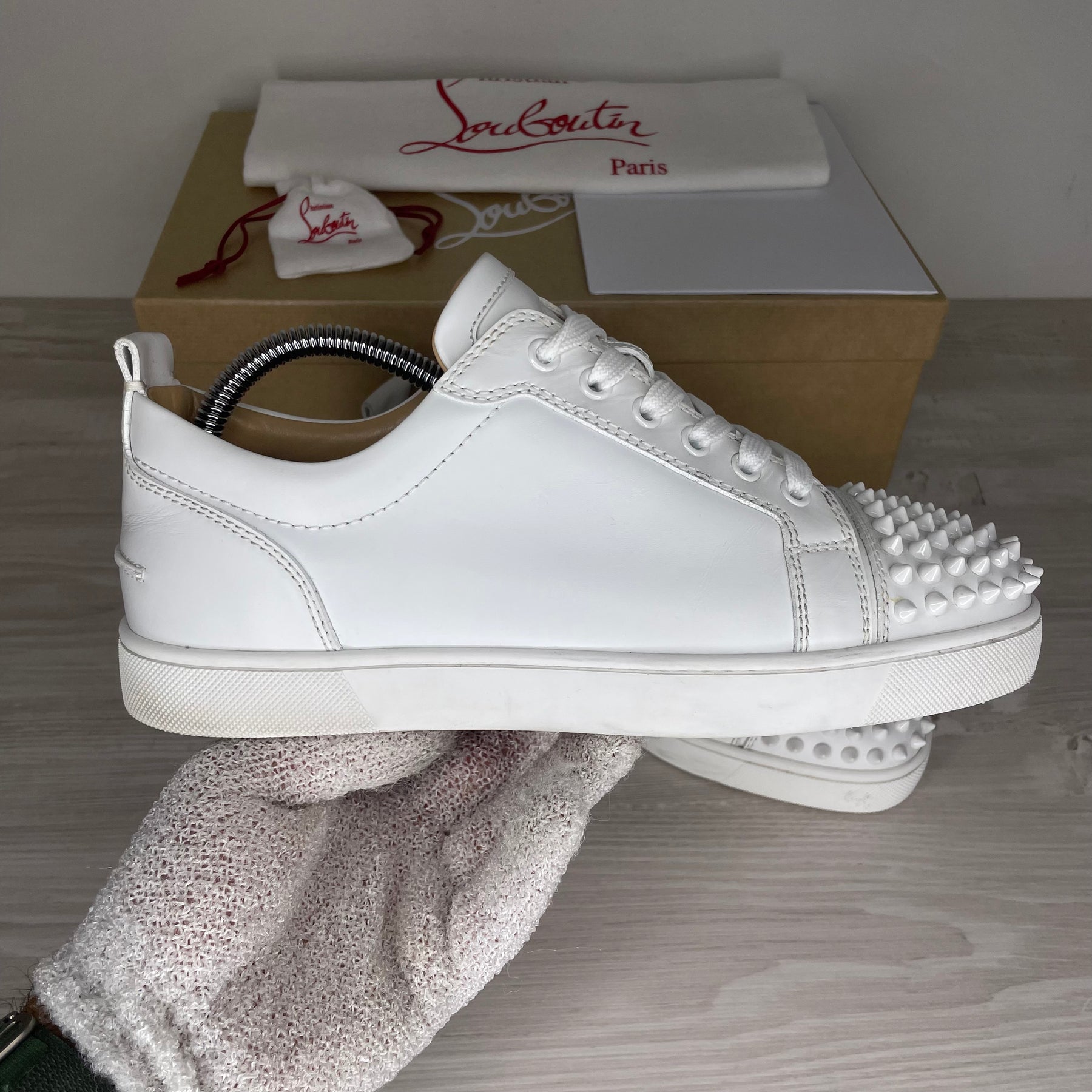 Christian Louboutin Sneakers, 'Hvid Læder' Junior Spikes (40)