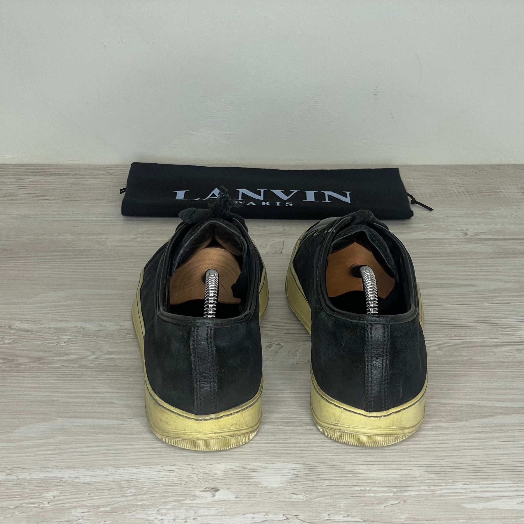 Lanvin Sneakers, 'Sort Ruskind' Lak Toe (42)