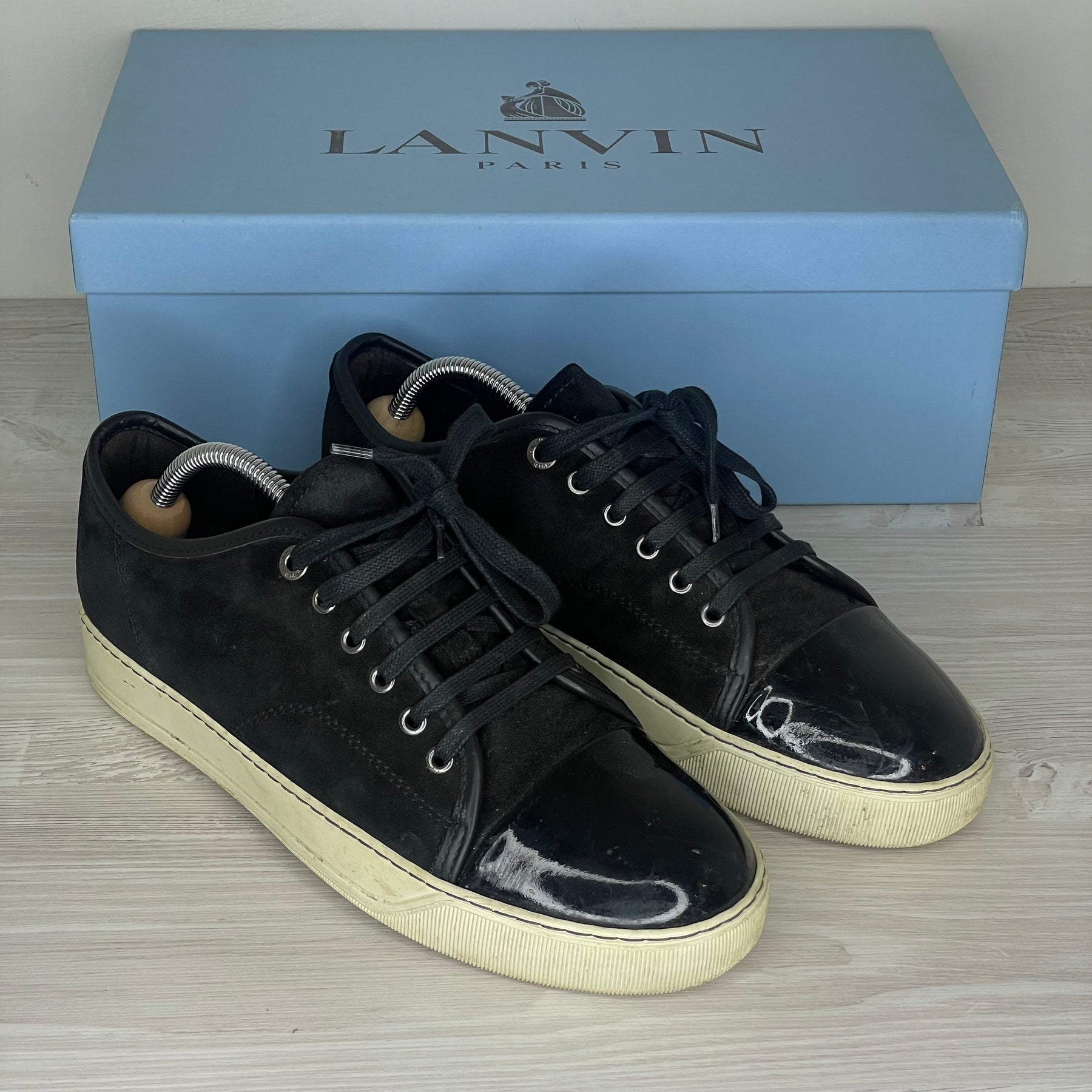 Lanvin Sneakers, 'Sort Ruskind' Lak Toe (41)