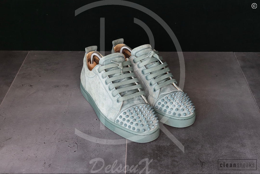Christian Louboutin 'Everest' Junior Spikes (43) 😋