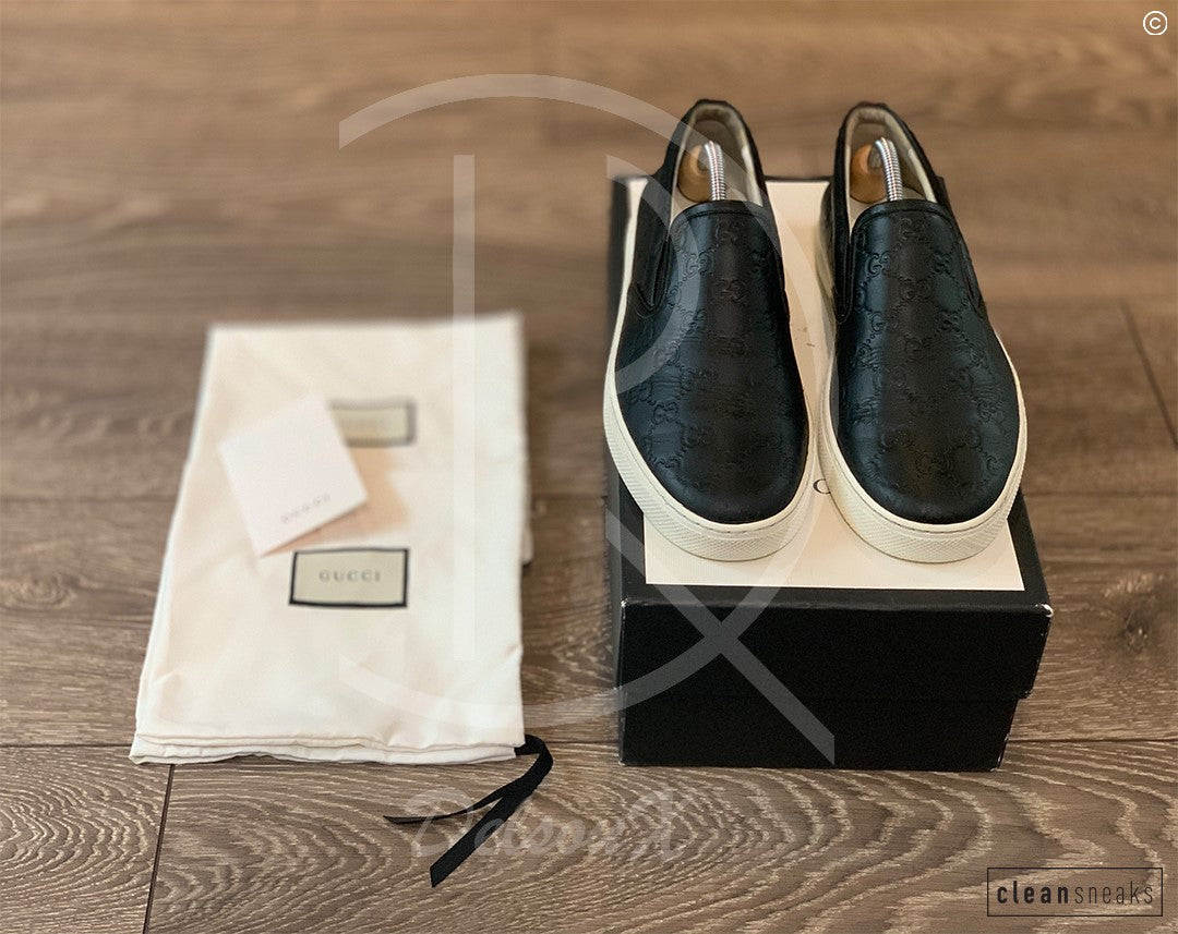 Gucci Black 'Signature' Slip-On (43) 🐿