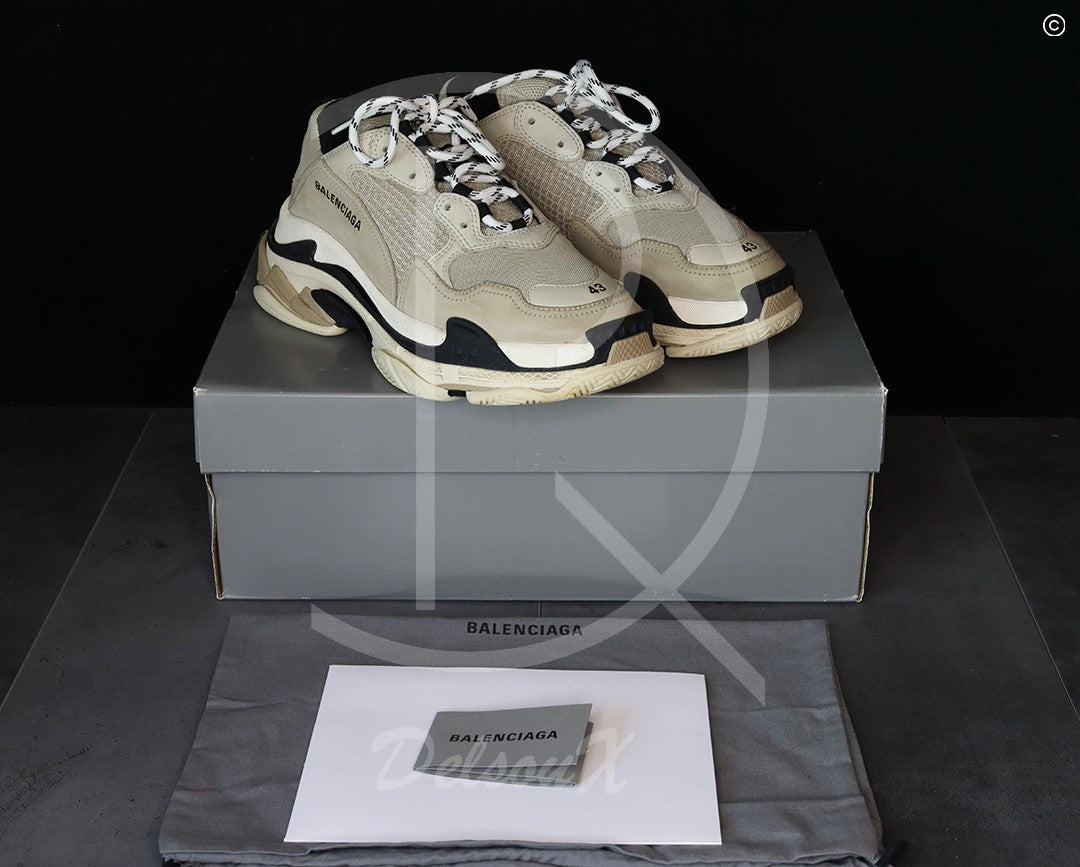 Balenciaga 'Multi Beige' Tripple S (43) 👻