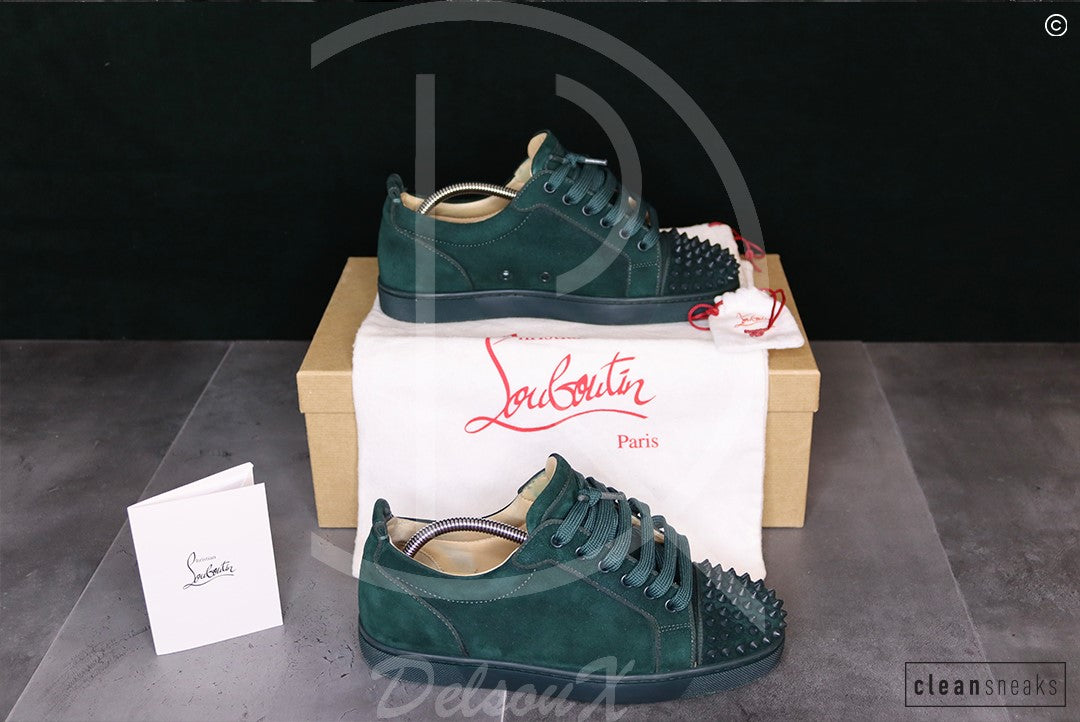 Christian Louboutin 'Voseges Mat' Junior Spikes (40) 🍾