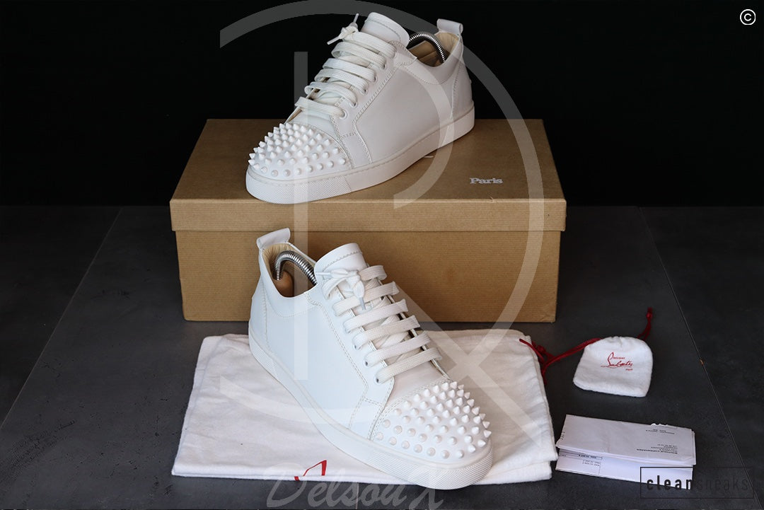 Christian Louboutin 'White Leather' Junior Spikes (42.5) 🕊
