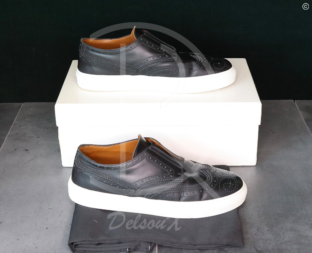 Givenchy 'Black Leather' Skate Brougue (41)