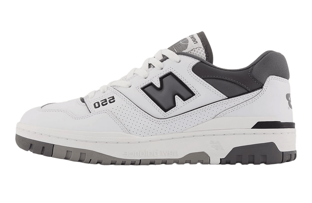 New Balance Sneakers, 550 'White Dark Grey’ 🍂