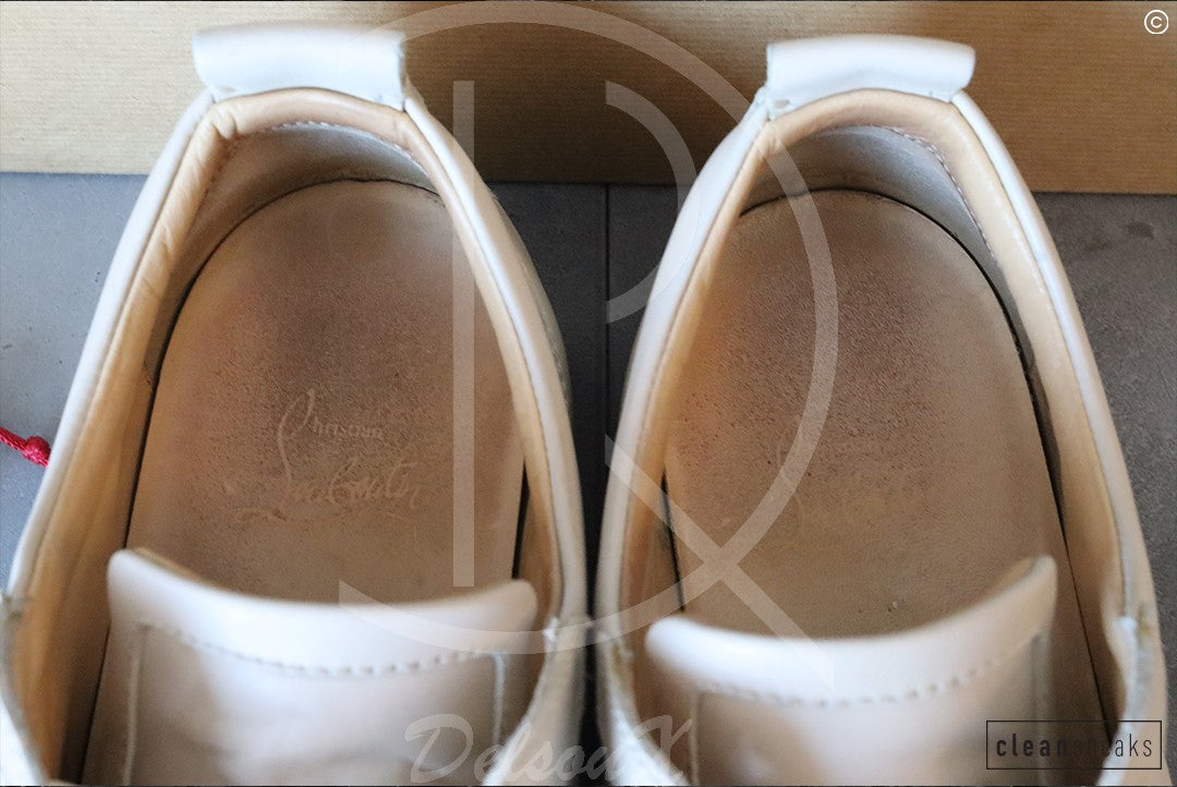 Christian Louboutin 'Colombe Mat' Junior Spikes (42) 🥯