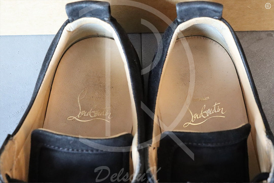 Christian Louboutin ’Black Suede’ Junior Spikes (40) 🕷