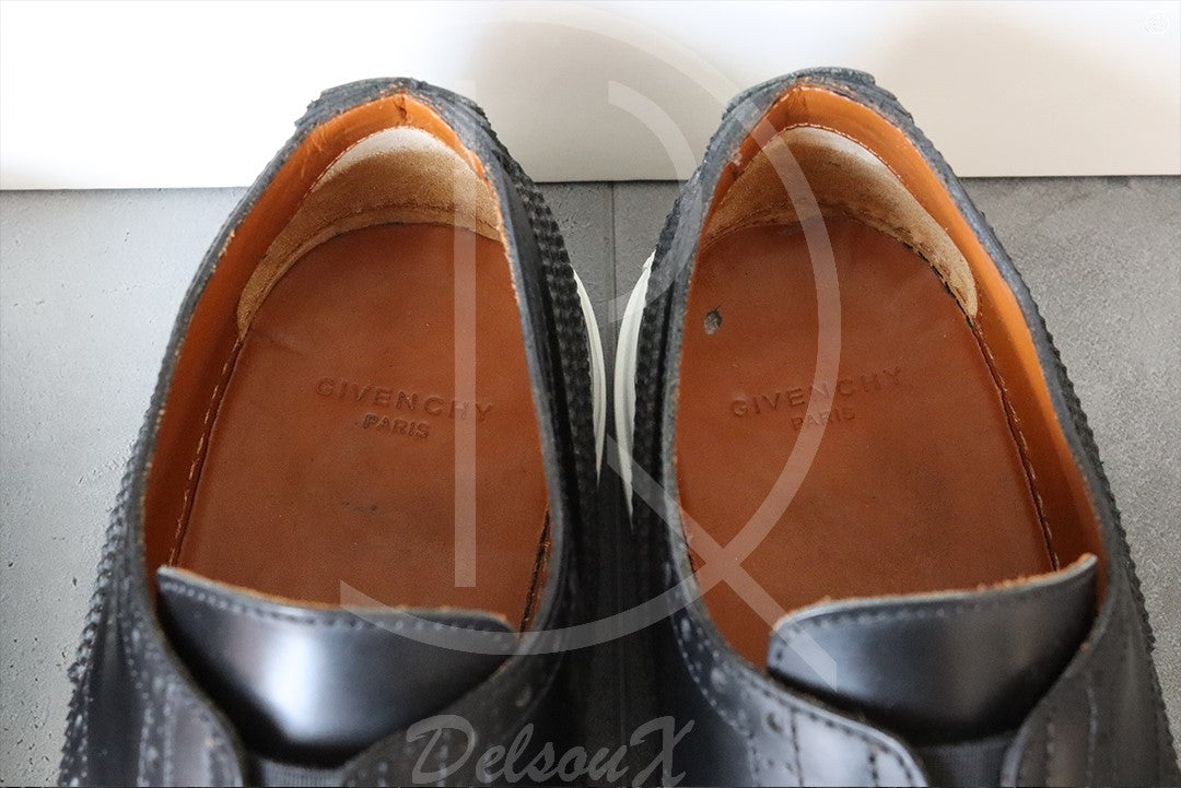 Givenchy 'Black Leather' Skate Brougue (41)