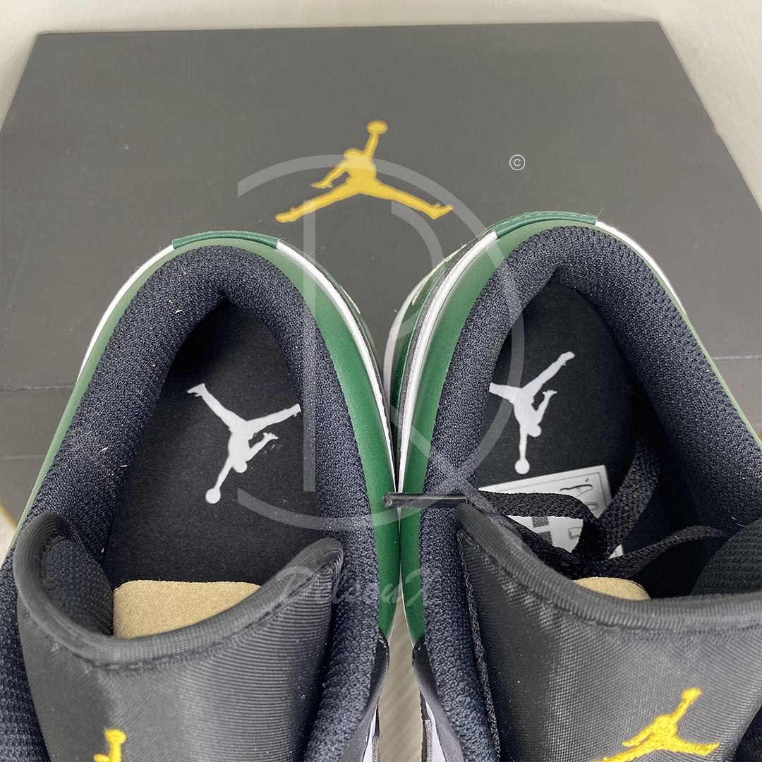 Nike Jordan 1 Low 'Green Toe' (44) ⛳️