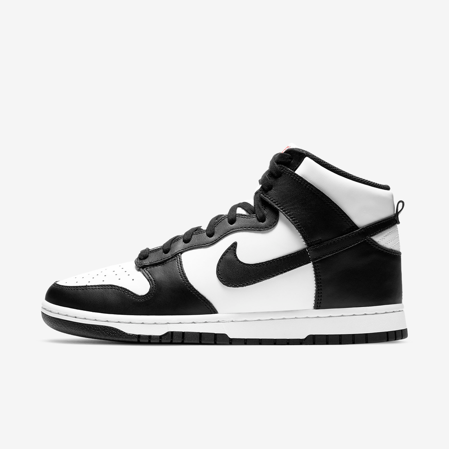 Nike Sneakers, Dunk High ‘Panda’ (2021) (W)