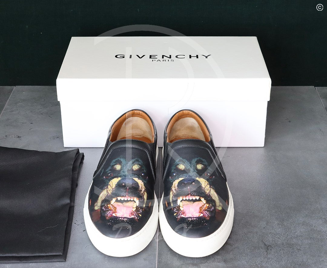 Givenchy 'Rottweiler' Slip-ons (42) 🐾