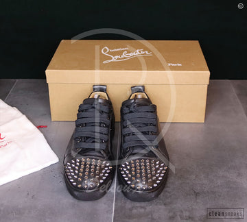 Christian Louboutin 'Gun Metal' Junior Spikes (41) ♠️