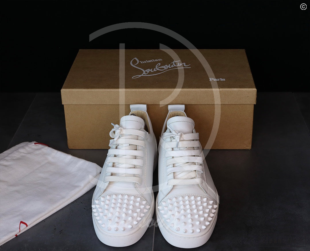 Christian Louboutin 'White Leather' Junior Spikes (42.5) 🕊