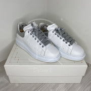 Alexander Mcqueens 'White Leather W. Silver' Oversized (40.5) 🪙