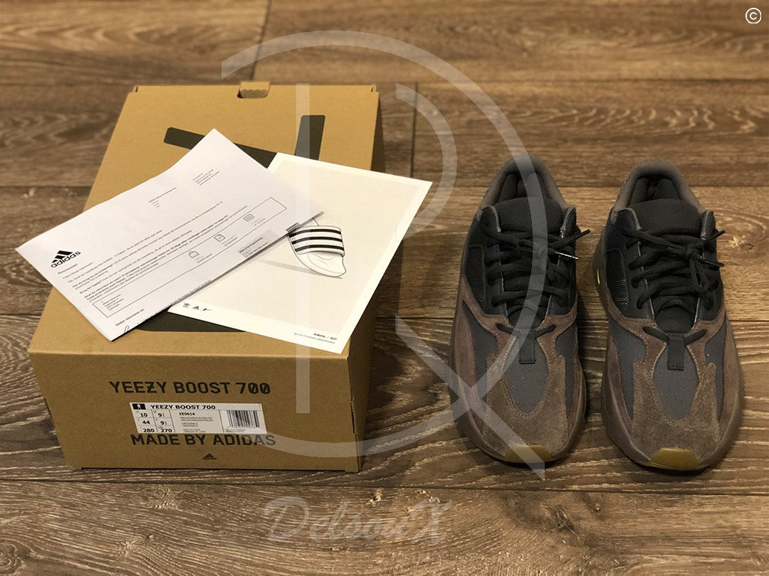 Adidas Yeezy Boost 700 'Mauve' (44) 🐻