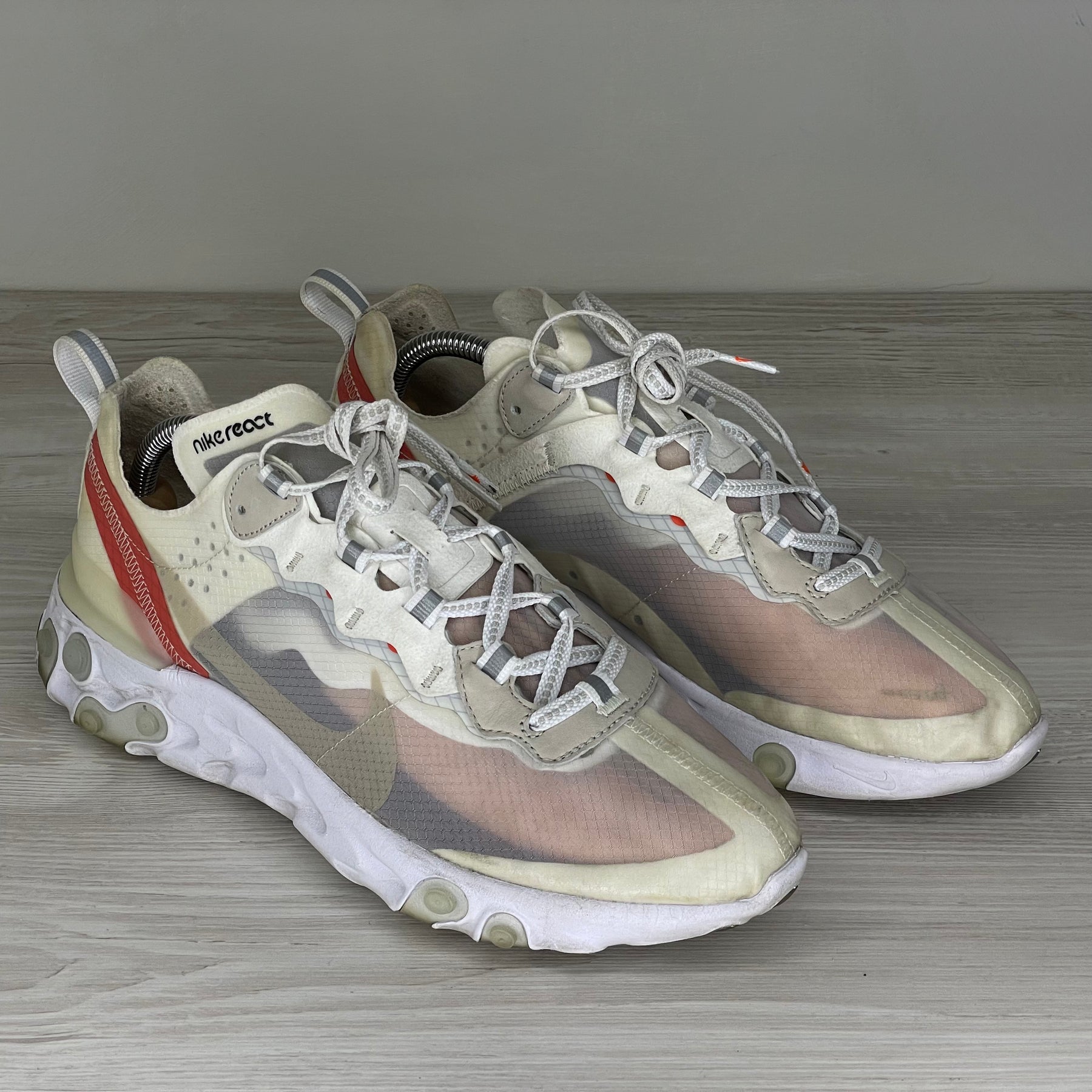 Nike Sneakers, React Element 87 Sail Light Bone (42)
