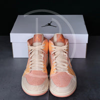 Nike Jordan 1 'Aprcot Orange' Mid (W) (43) 🍑