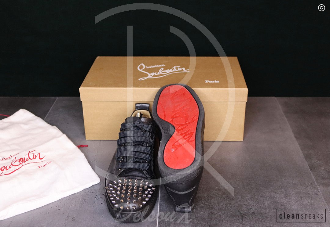 Christian Louboutin 'Gun Metal' Junior Spikes (41) ♠️