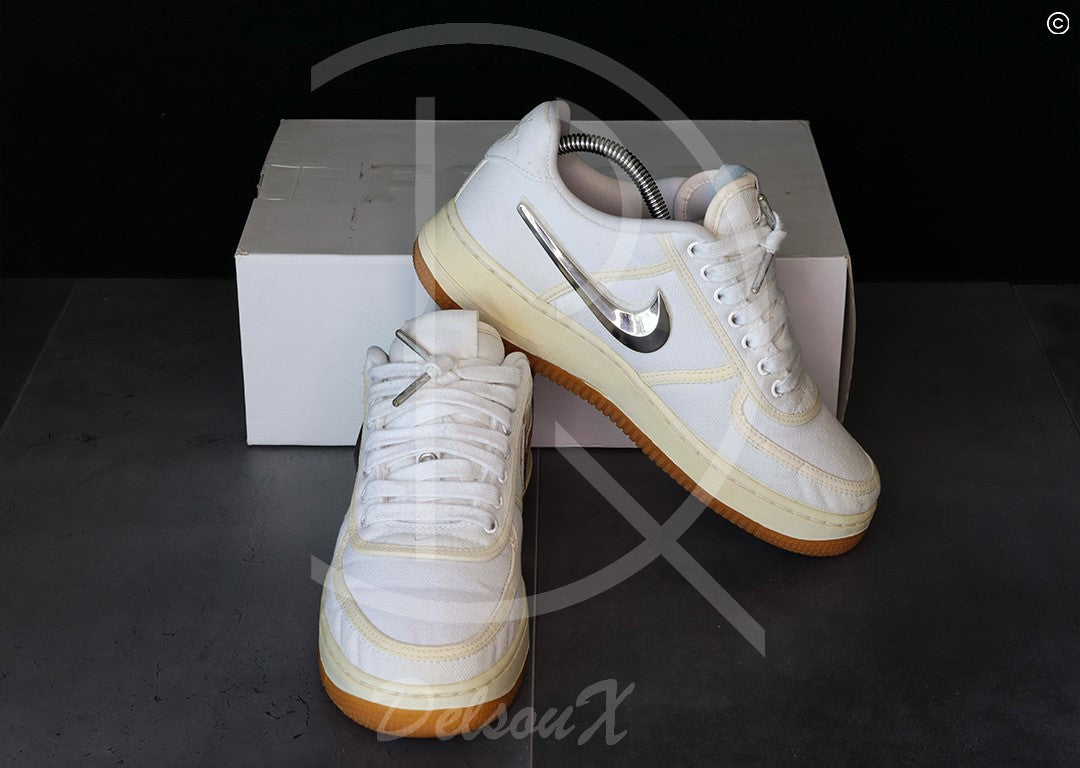 Nike Air Force 1 Low Travis Scott (AF100) (40) 😁