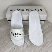 Givenchy Logo Rubber Herre Slides (42) ⛱