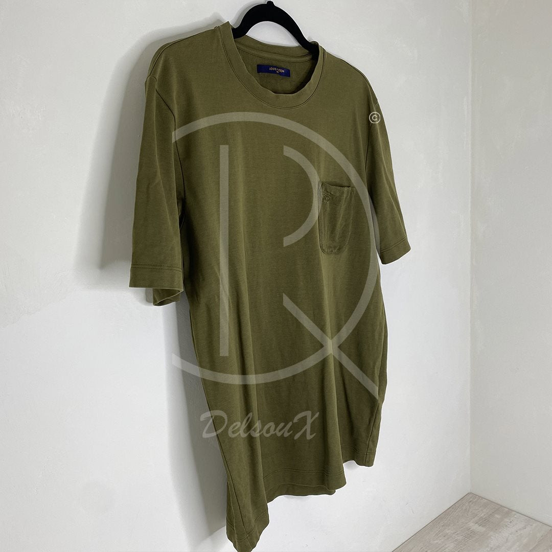 Evolve Kirkestol omvendt Louis Vuitton 'Damier P' Army Green Herre T-Shirt (XL) 🫒 – DelsouX Universe
