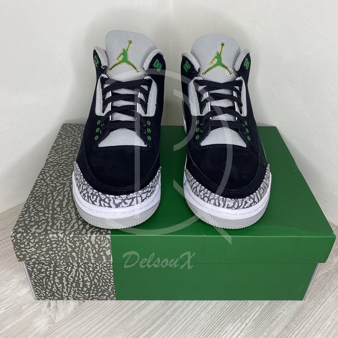 Nike Air Jordan 3 &
