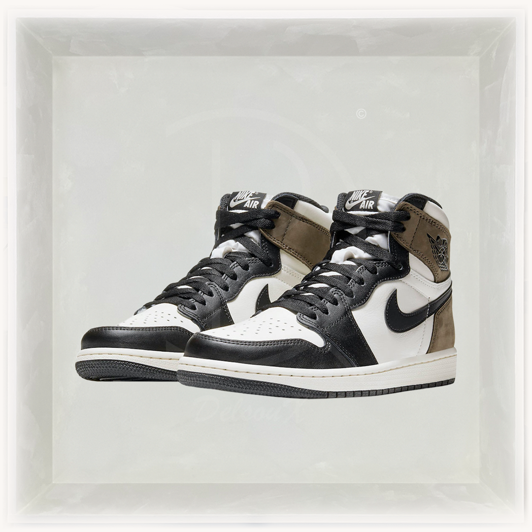 Nike Sneakers, Jordan 1 Retro High 'Dark Mocha' 🌰