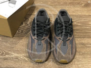 Adidas Yeezy Boost 700 'Mauve' (44) 🐻