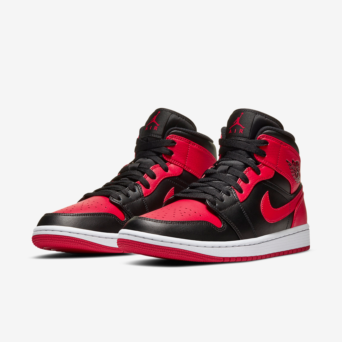 Nike Sneakers, Jordan 1 Mid ‘Banned’ (2020)