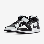 Nike Sneakers, Jordan 1 Mid ‘Split Black White’ (W)