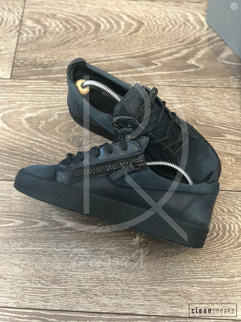 Giuseppe Zanotti Sneakers, London Frankie ‘Navy Suede’ (41) 👟