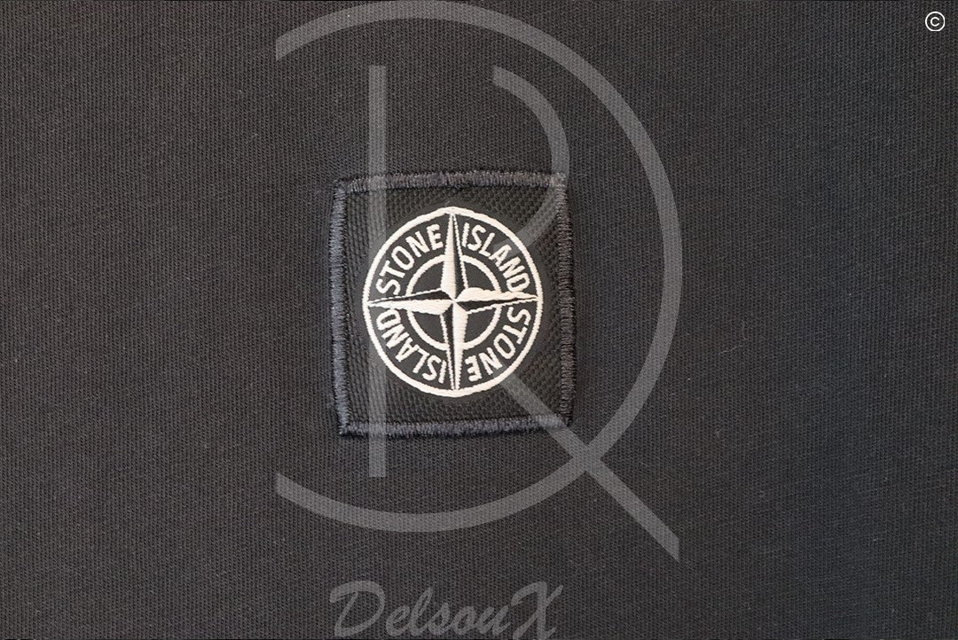 Stone Island T-shirt ‘Black’ (L) 🐜
