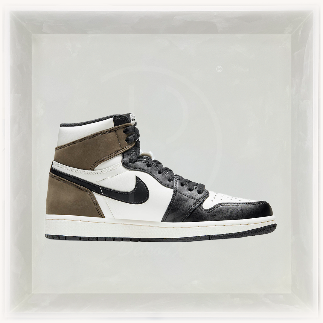 Nike Sneakers, Jordan 1 Retro High 'Dark Mocha' 🌰