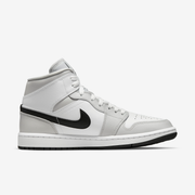 Nike Sneakers, Jordan 1 Mid ‘Light Smoke Grey’ (W)