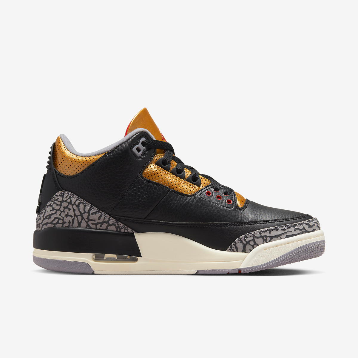 Nike Sneakers, Jordan 3 Retro ‘Black Cement Gold’ (W)