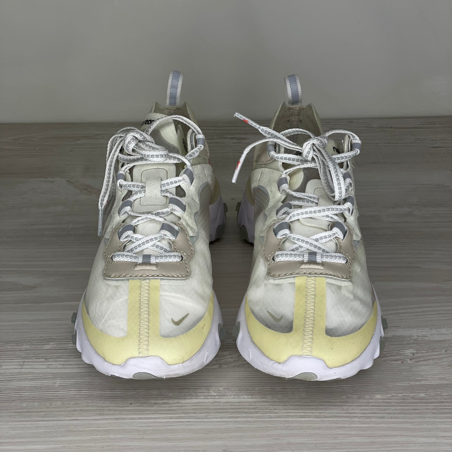 Nike Sneakers, React Element 87 Sail Light Bone (37.5)