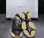 Balenciaga ‘Black&Red’ Tripple S (42) 👹