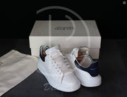 (RESERVERET) Alexander McQueens 'White Leather w. Blue Suede' Oversized (40.5) 🦋