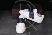 Valentino ‘Navy Stripe’ Open (40.5) 🧞‍♂️