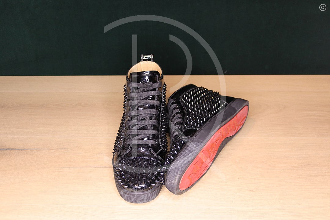 Christian Louboutin Louis Spikes Orlato Flat 'Black Patent Leather' (42) 🕺🏼