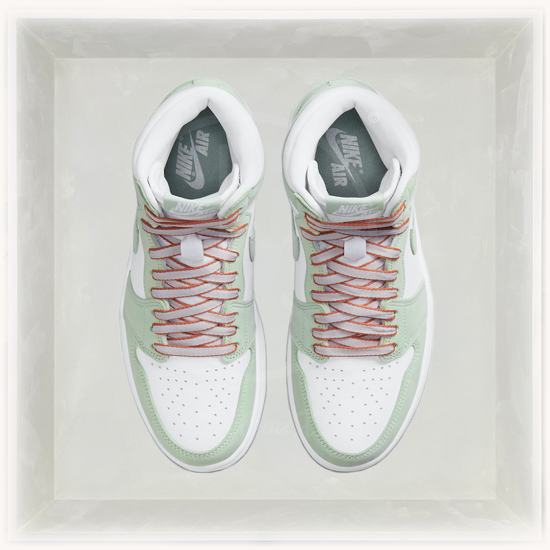 Nike Sneakers, Air Jordan 1 Retro High OG 'Seafoam' (W) ⛹🏽