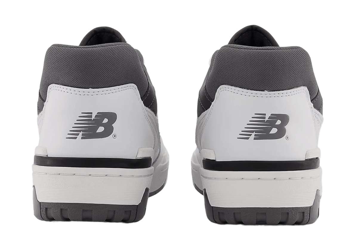 New Balance Sneakers, 550 'White Dark Grey’ 🍂