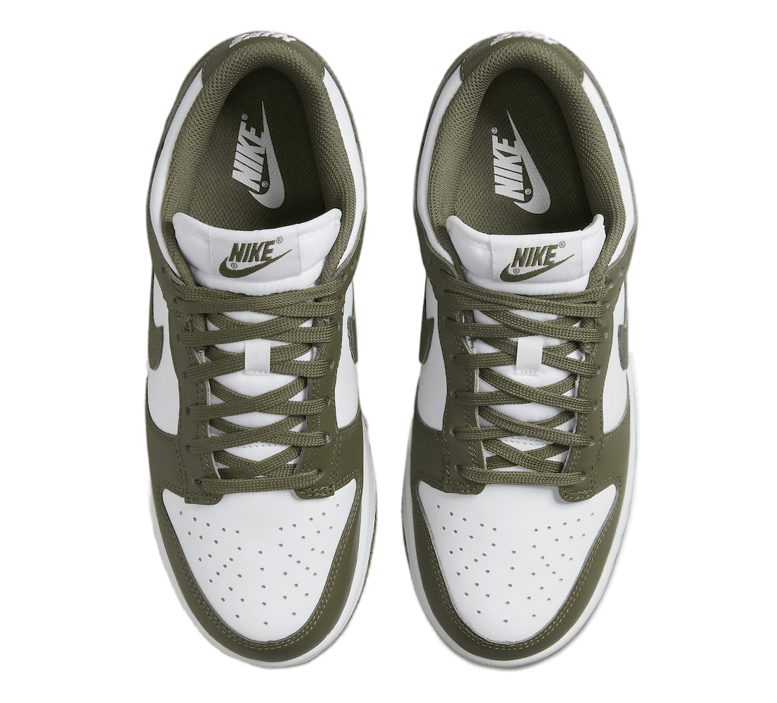 Nike Sneakers, Dunk Low ‘Medium Olive’ (W)