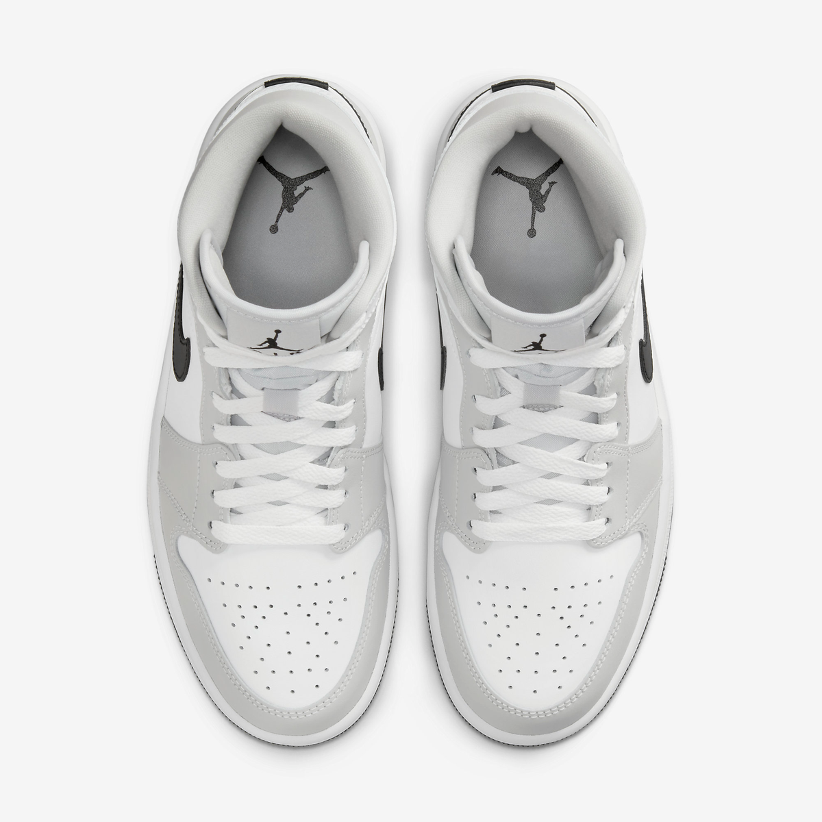 Nike Sneakers, Jordan 1 Mid ‘Light Smoke Grey’ (W)