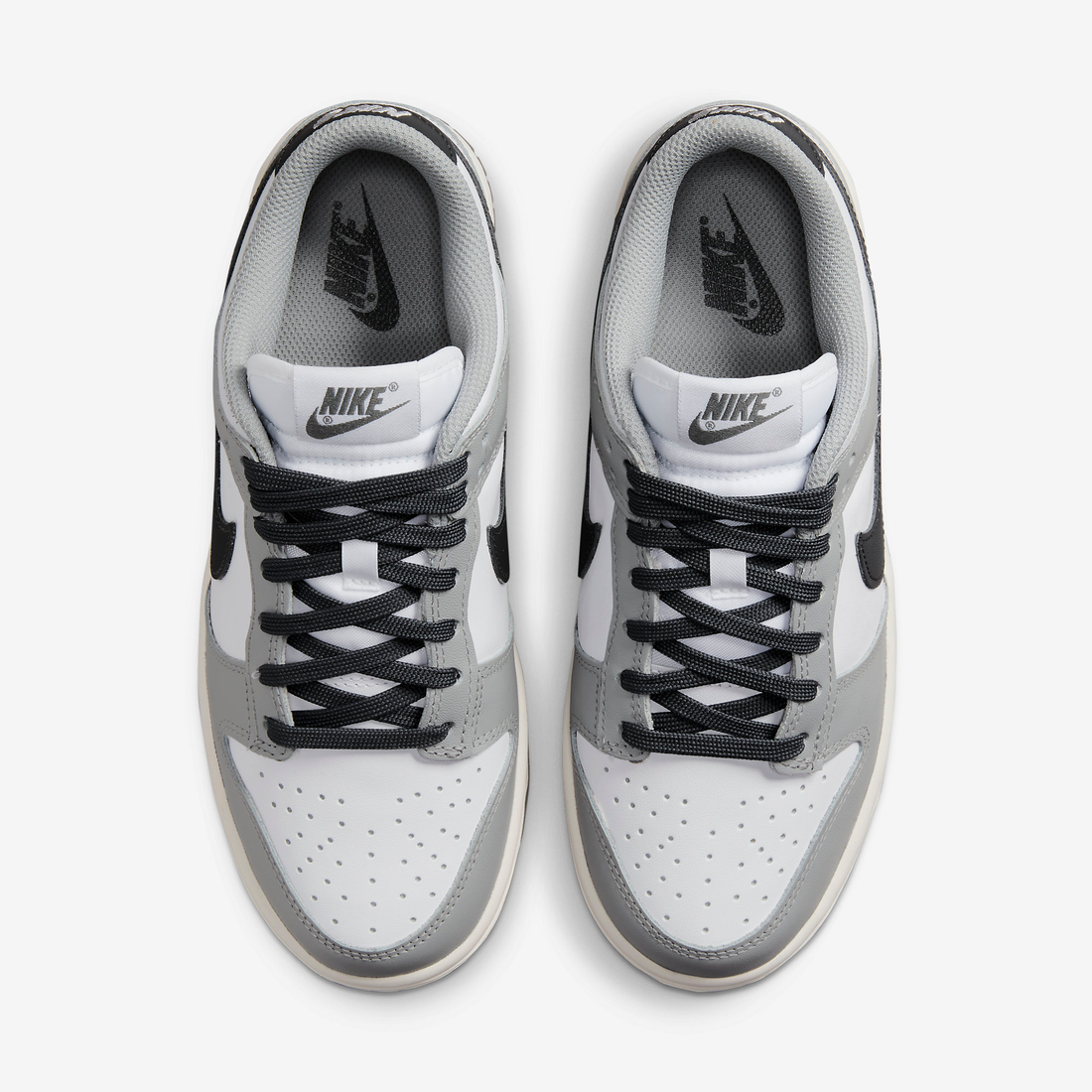 Nike Sneakers, Dunk Low ‘Light Smoke Grey’ (W)